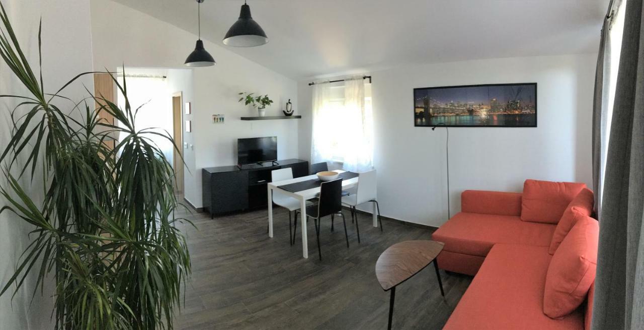 Appartement Fine & Shine à Pula Extérieur photo